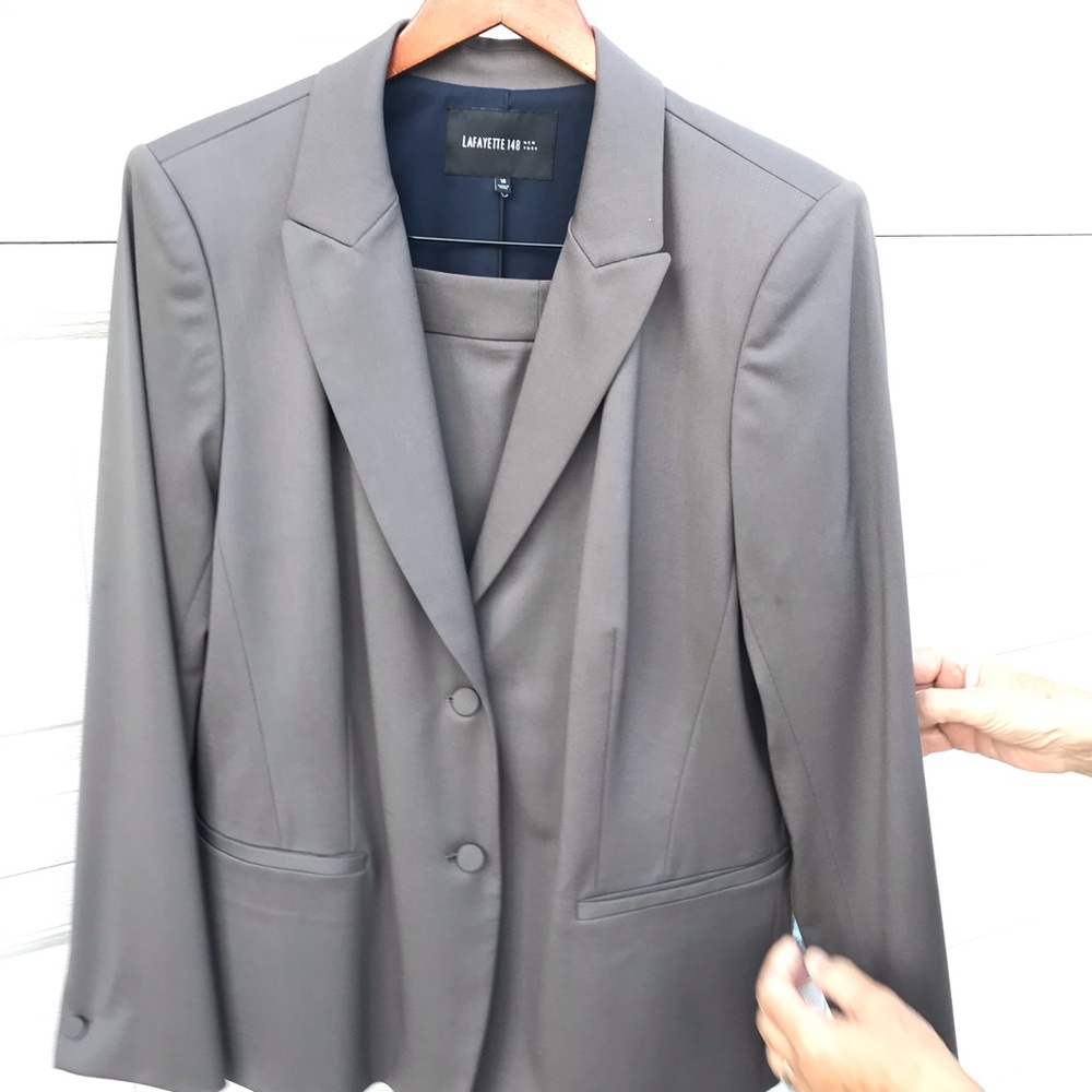 Lafayette 148 Women’s pant suit